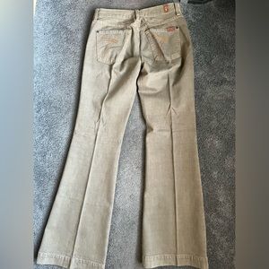 Jeans olive green